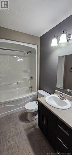 49 Edington Street, Moncton, NB - Indoor Photo Showing Bathroom