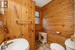 Bathroom of rental cottage - 