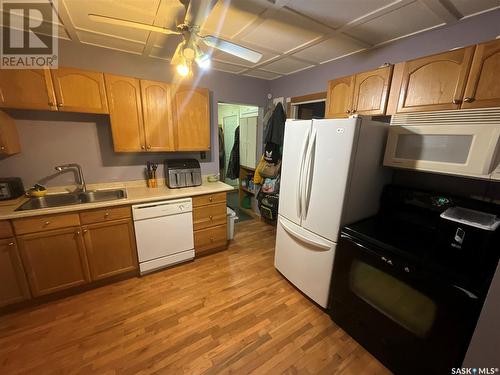 500 Toronto Street, Regina, SK - Indoor Photo Showing Kitchen With Double Sink