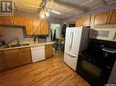 500 Toronto Street, Regina, SK  - Indoor Photo Showing Kitchen With Double Sink 