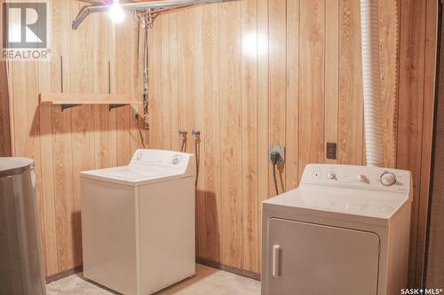 119 Kennedy Drive, Melfort, SK - Indoor Photo Showing Laundry Room