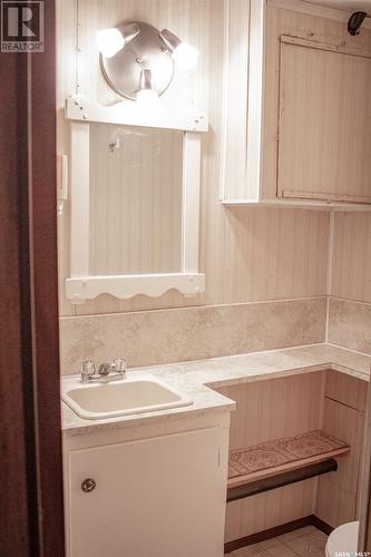 119 Kennedy Drive, Melfort, SK - Indoor Photo Showing Bathroom