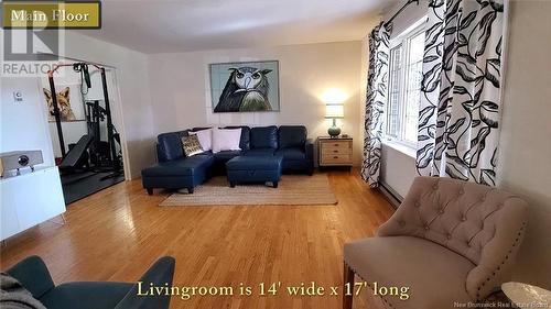 209 Woodleigh Street, Moncton, NB - Indoor Photo Showing Living Room