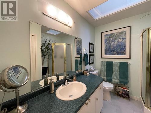 1220 Mill  Street Unit# 1, Nelson, BC - Indoor Photo Showing Bathroom