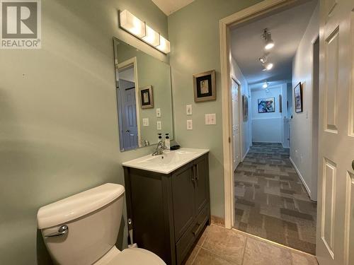 1220 Mill  Street Unit# 1, Nelson, BC - Indoor Photo Showing Bathroom