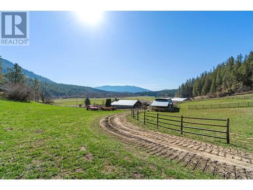 2720 Salmon River Road, Salmon Arm, BC 