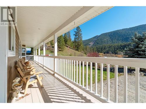 2720 Salmon River Road, Salmon Arm, BC 