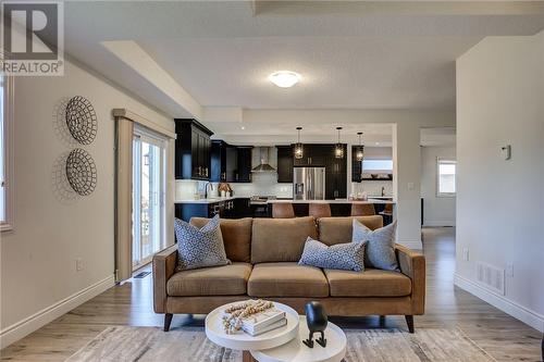 51 Kittling Ridge, Sudbury, ON - Indoor Photo Showing Living Room