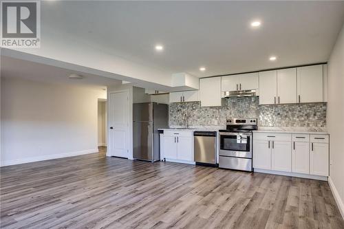 51 Kittling Ridge, Sudbury, ON - Indoor Photo Showing Kitchen