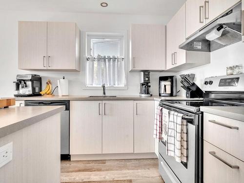 Kitchen - 815  - 817 Rue Abraham, Morin-Heights, QC - Indoor Photo Showing Kitchen