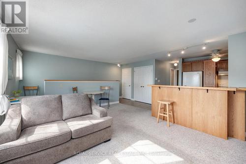 A205 - 182 D'Arcy Street, Cobourg, ON - Indoor Photo Showing Living Room