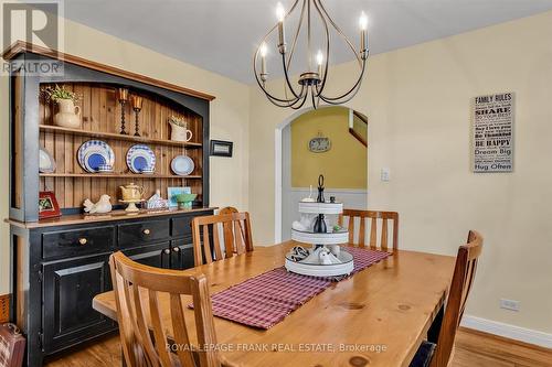 772 County Road 121, Kawartha Lakes (Fenelon Falls), ON - Indoor Photo Showing Dining Room