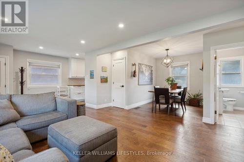 731 Leroy Avenue, London, ON - Indoor Photo Showing Living Room