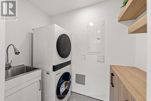 602 - 55A Avenue Road, Toronto, ON - Indoor Photo Showing Laundry Room