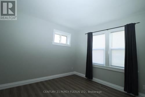 164 Centre Street N, Oshawa, ON - Indoor Photo Showing Other Room