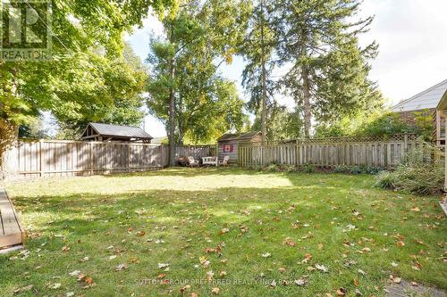 1282 Norman Avenue, London, ON - Outdoor With Backyard