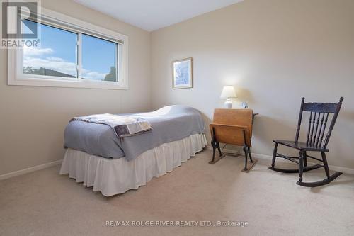 106 Charlottetown Boulevard, Toronto, ON - Indoor Photo Showing Bedroom