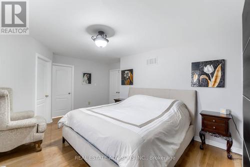 62 Bestview Crescent, Vaughan, ON - Indoor Photo Showing Bedroom