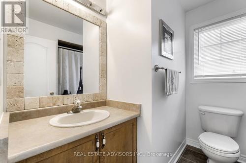 62 Bestview Crescent, Vaughan, ON - Indoor Photo Showing Bathroom