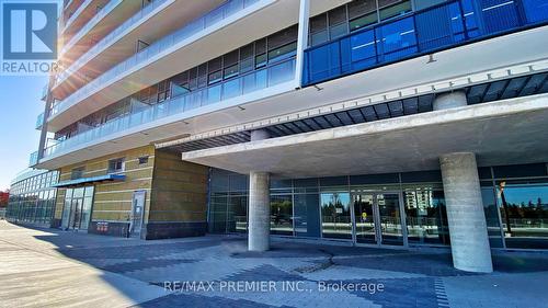 1206 - 30 Upper Mall Way, Vaughan, ON - Outdoor