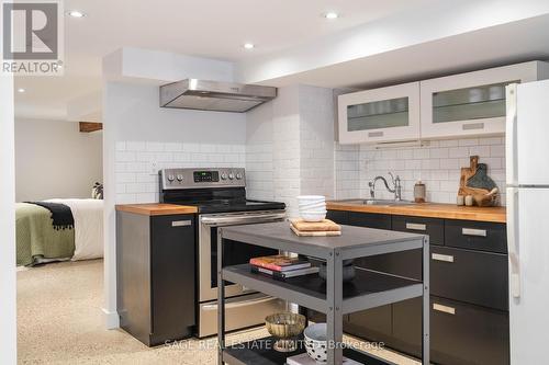 41 Callender Street, Toronto, ON - Indoor Photo Showing Kitchen With Upgraded Kitchen