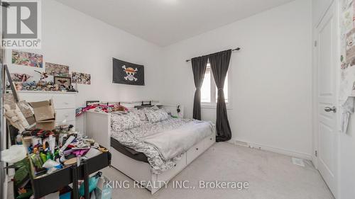 22 Exhibition Crescent, Brampton, ON - Indoor Photo Showing Bedroom