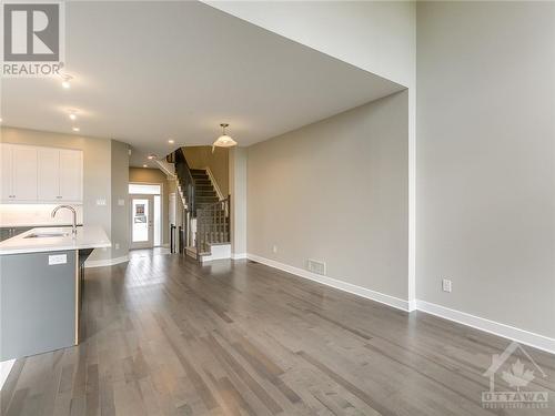 4952 Abbott Street E, Ottawa, ON - Indoor Photo Showing Kitchen