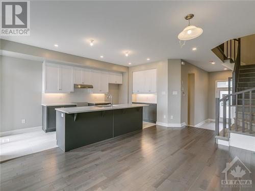 4952 Abbott Street E, Ottawa, ON - Indoor Photo Showing Kitchen