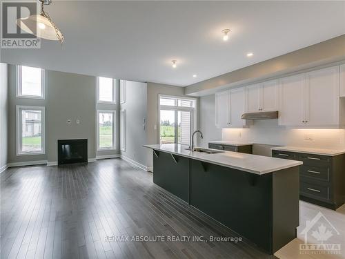 4952 Abbott Street E, Ottawa, ON - Indoor Photo Showing Kitchen With Double Sink