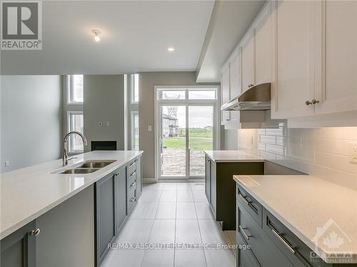 4952 Abbott Street E, Ottawa, ON - Indoor Photo Showing Kitchen With Double Sink