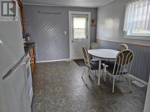 11 Walshes Hill, Bay De Verde, NL - Indoor Photo Showing Dining Room