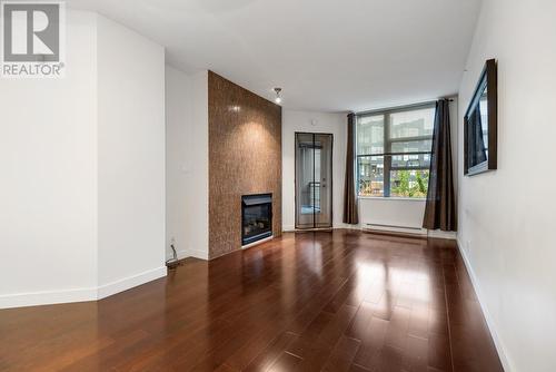 309 2263 Redbud Lane, Vancouver, BC - Indoor With Fireplace