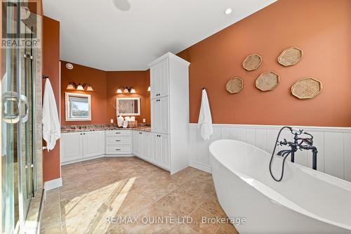 747 Mcfarlane Road, Tyendinaga, ON - Indoor Photo Showing Bathroom