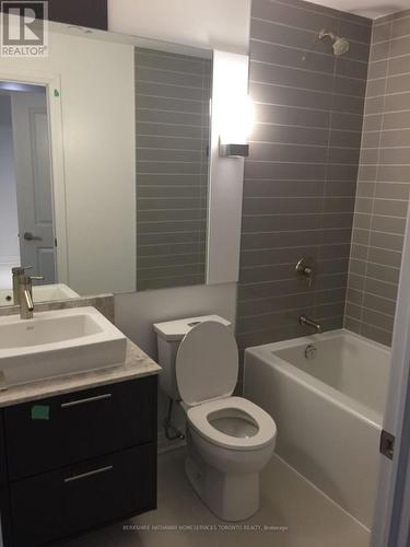 1206 - 8 Mercer Street, Toronto, ON - Indoor Photo Showing Bathroom