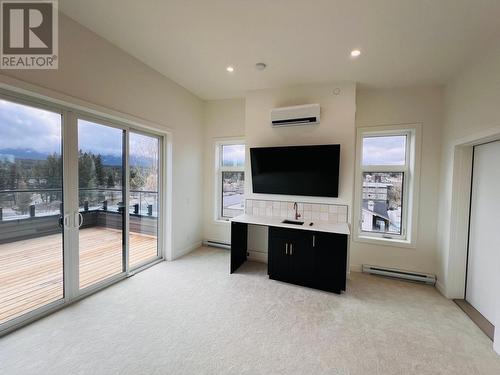 514 14Th  Street Unit# 303, Invermere, BC - Indoor