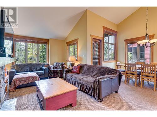 47 Rivermount Place Unit# 101A, Fernie, BC - Indoor Photo Showing Living Room