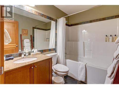 47 Rivermount Place Unit# 101A, Fernie, BC - Indoor Photo Showing Bathroom