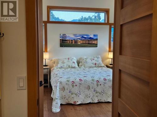 808 A Fifth  Street, Nelson, BC - Indoor Photo Showing Bedroom