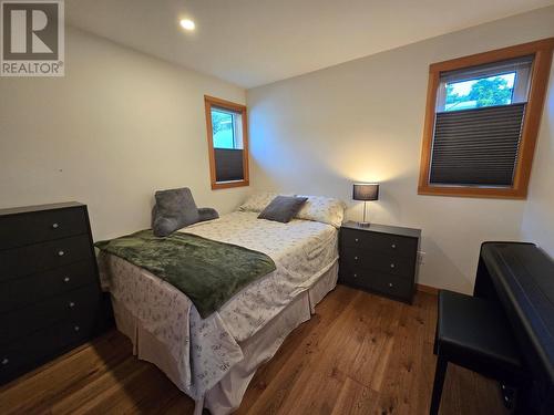 808 A Fifth  Street, Nelson, BC - Indoor Photo Showing Bedroom