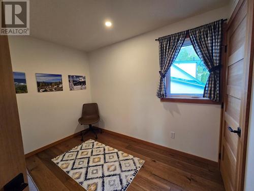 808 A Fifth  Street, Nelson, BC - Indoor Photo Showing Other Room