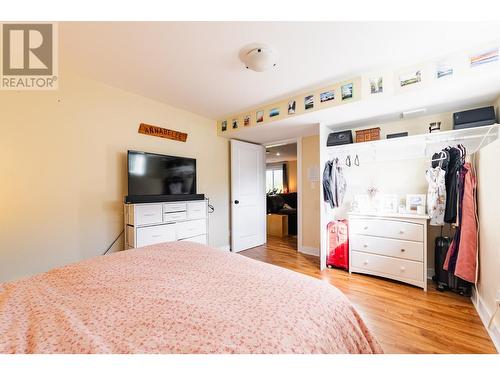 2446 Perrier  Lane, Nelson, BC - Indoor Photo Showing Bedroom