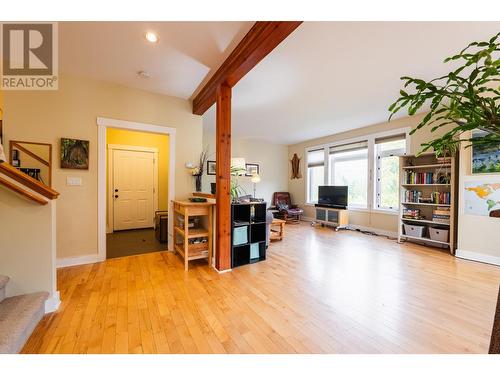 2446 Perrier  Lane, Nelson, BC - Indoor