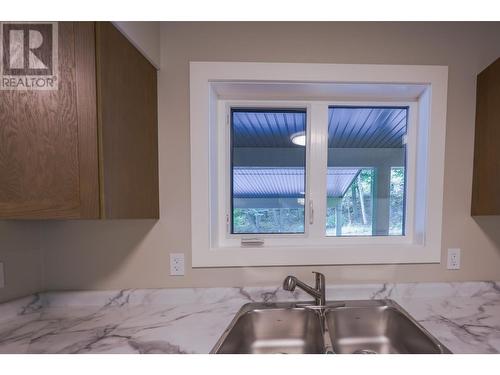 7977 Radium Golf Course Road Unit# 1, Radium Hot Springs, BC - Indoor Photo Showing Kitchen With Double Sink