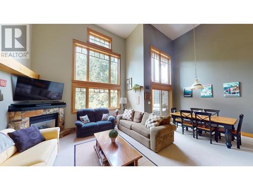 1005 Mountain View Road Unit# 4D, Rossland, BC - Indoor Photo Showing Living Room With Fireplace