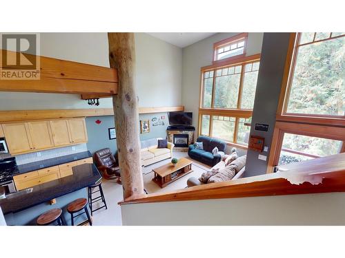 1005 Mountain View Road Unit# 4D, Rossland, BC - Indoor With Fireplace