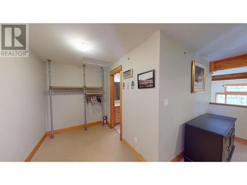 1005 Mountain View Road Unit# 4D, Rossland, BC - Indoor Photo Showing Other Room