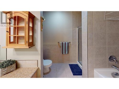 1005 Mountain View Road Unit# 4D, Rossland, BC - Indoor Photo Showing Bathroom