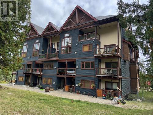 1005 Mountain View Road Unit# 4D, Rossland, BC - Outdoor With Balcony With Facade