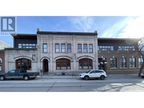 266 Baker  Street Unit# 17, Nelson, BC - Outdoor With Facade