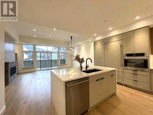 266 Baker  Street Unit# 17, Nelson, BC - Indoor Photo Showing Kitchen